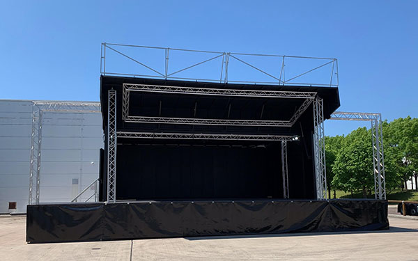 ES40 Mobile stage